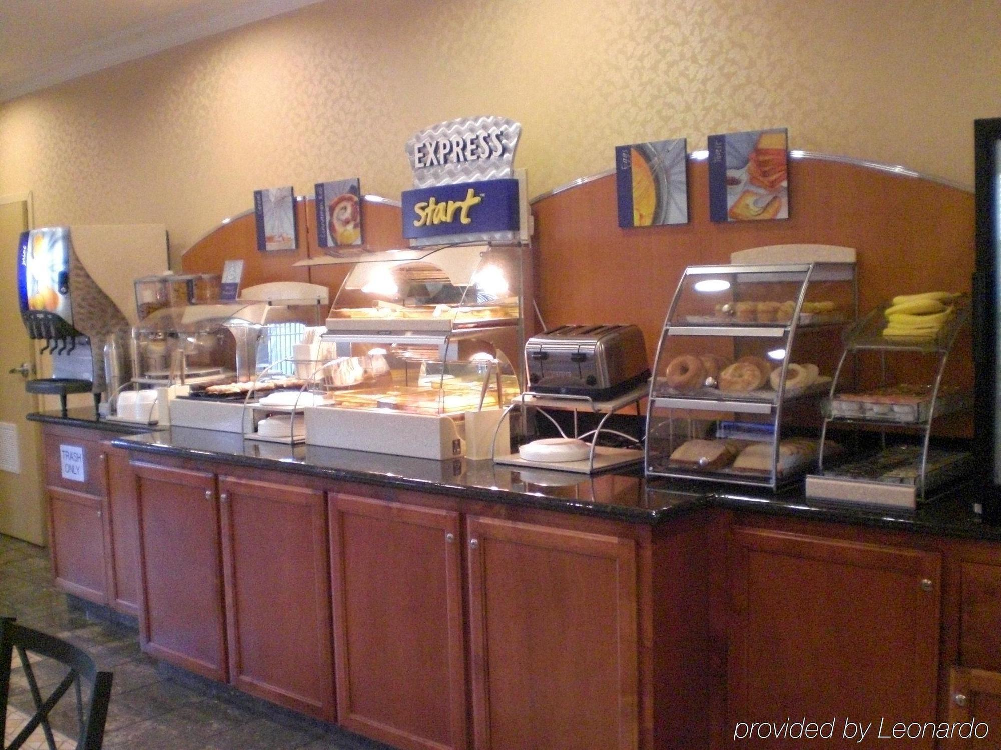 Holiday Inn Express Windsor Sonoma Wine Country By Ihg Nhà hàng bức ảnh